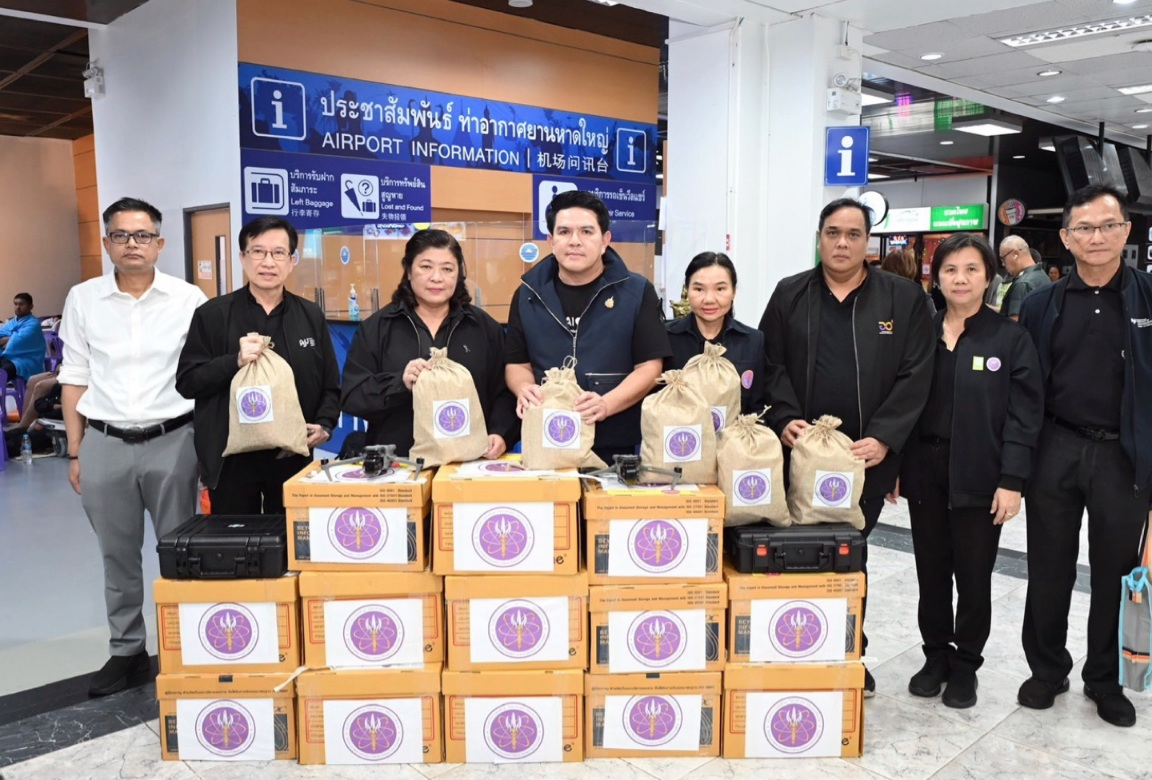 “สุรศักดิ์” รมว.อว. ลงพื้นที่หาดใหญ่ ติดตามสถานการณ์น้ำท่วม – ส่งทีม อว. มอบชุดยังชีพช่วยผู้ประสบภัย